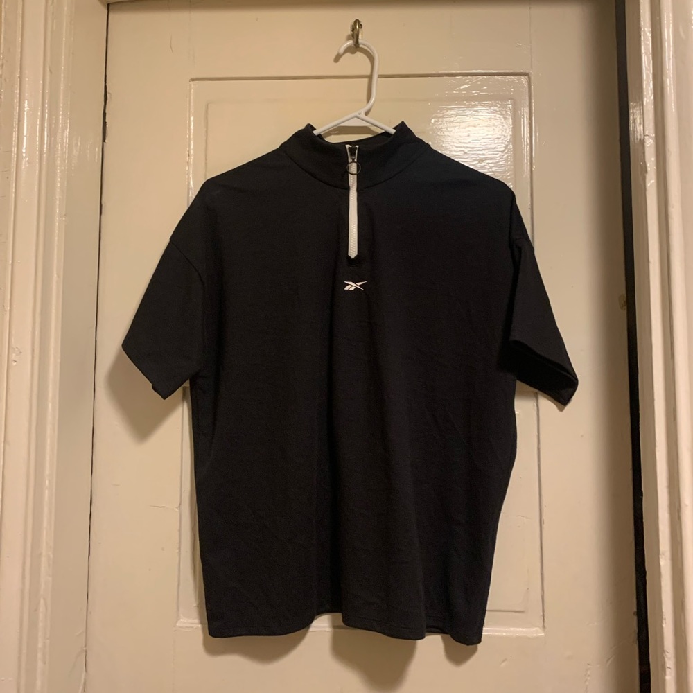 Reebok Oversized Short Sleeve Quarter Zip Tee / T-Shirt